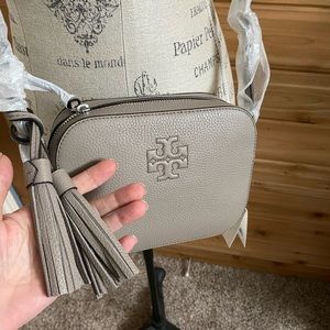 Tory Burch Thea camera bag